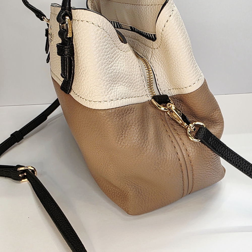 Kate Spade Black & Toasty Pebbled Leather Jackson Street Octavia Crossbody - Picture 4 of 15